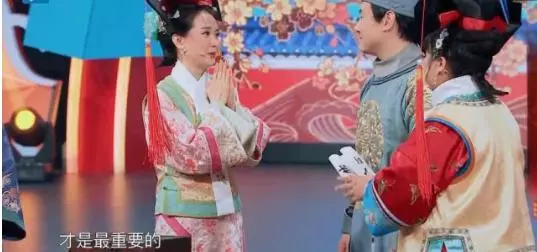 王艷兒子長大了,曾經的混世小魔王變成暖男,隔空感謝媽媽的付出