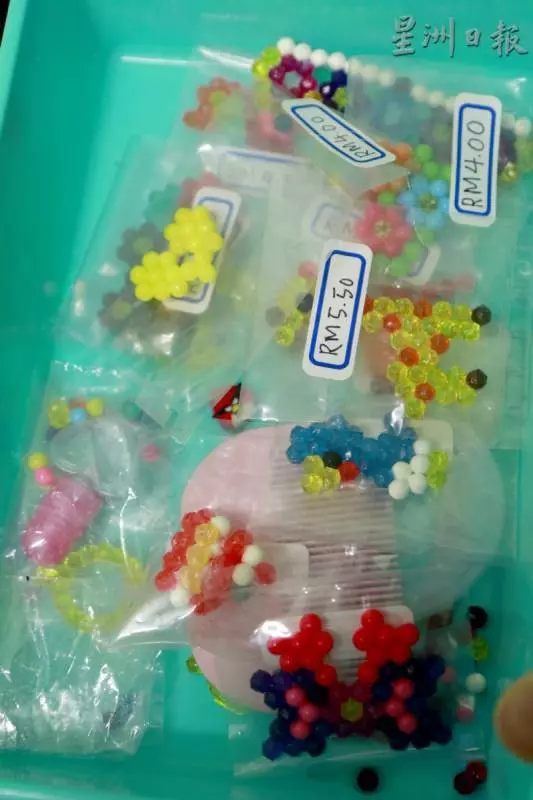 (◤只是頭痛,就把妹妹帶走了◢)關丹9歲妹妹無故頭痛,還以為是配眼鏡不習慣~誰知道過後竟然因此丟了命!