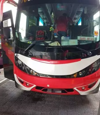 【正義乘客怒po文】衰人長巴司機,給你紅到夠夠力!!! 整車人憋尿,害老婦失禁;故意關冷氣報復,害搭客哮喘發作~~太可惡