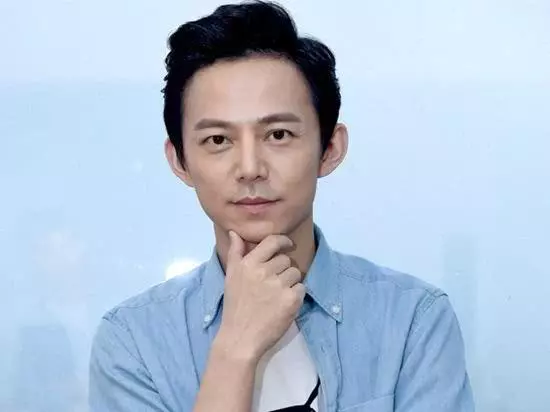 老好人何炅圈內唯一的仇人?錄節目當場黑臉語氣冷淡,不留情面!