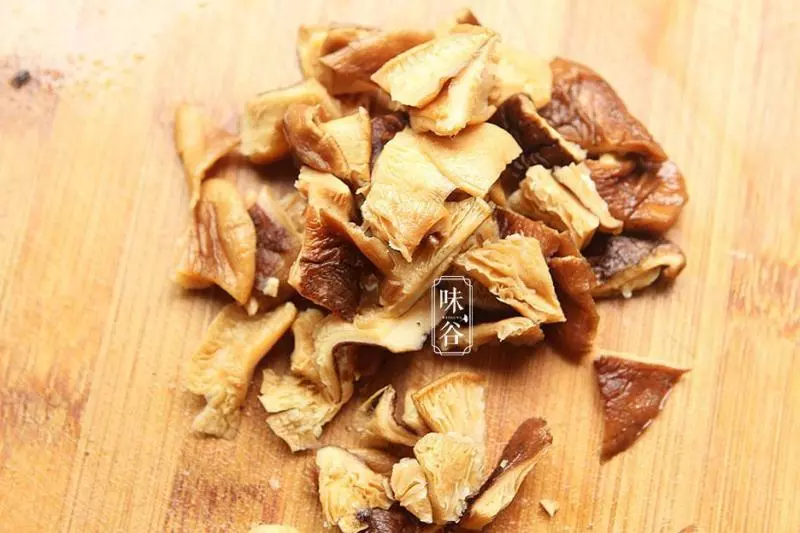 米飯最好吃做法,飯菜一鍋出,好吃又簡單,非常適合懶人!