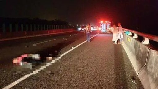 (恐怖車禍) 比丘撞死夫妻!淚揭悲慘家庭「子幼母病兄罹癌」難度日!