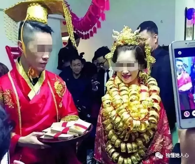 爸媽給了我30萬嫁妝,新婚夜婆婆和我說一話,老公同意了我愣了