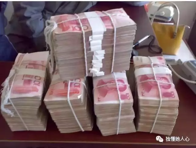 爸媽給了我30萬嫁妝,新婚夜婆婆和我說一話,老公同意了我愣了