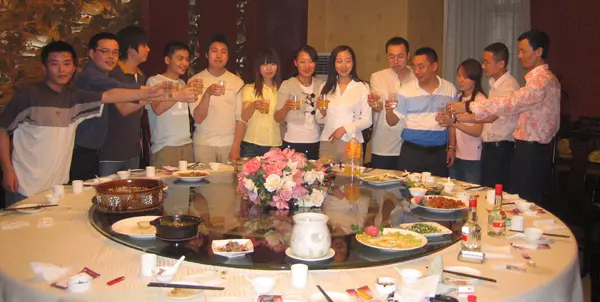 原本快樂的同學\會遇到這種人,看到同學這種行為,讓人無語