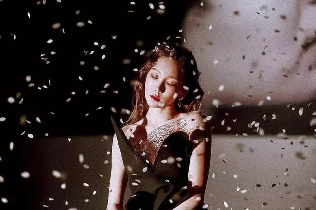 金泰妍自爆必須聽新曲的三個理由,網友:鬼知道我聽了多少遍MV
