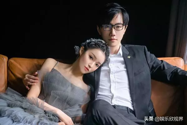 DOTA世界冠軍伍聲結婚,王思聰當伴郎為其開車門!