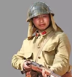 為何二戰時日本兵要戴著「尿布」而不是戴鋼盔呢?看完只能說「日本」真的很變態!
