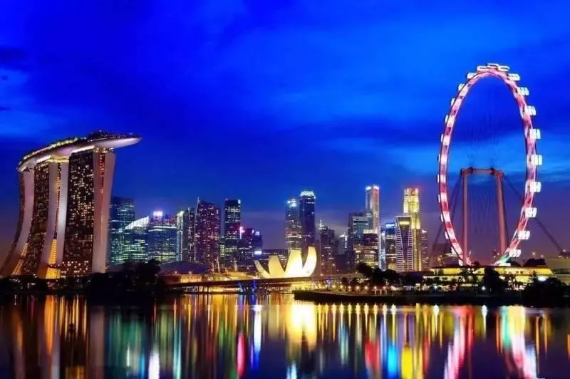 在新加坡這樣做可能被罰$10,000 99%的人還不知道!