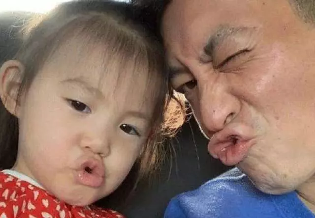 陳冠希女兒長大了,如今竟長成這般模樣,網友:浪子的女兒就是不一樣~
