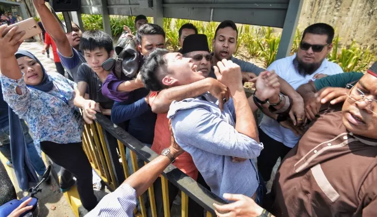 【68個公民組織聲援】力挺馬大學生,強烈炮轟納吉支持者!