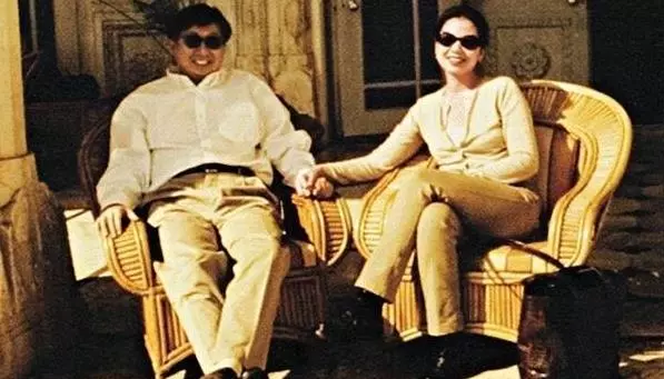 女神素顏照曝光!58歲鍾楚紅,不整容,不P圖,做真實的自己!
