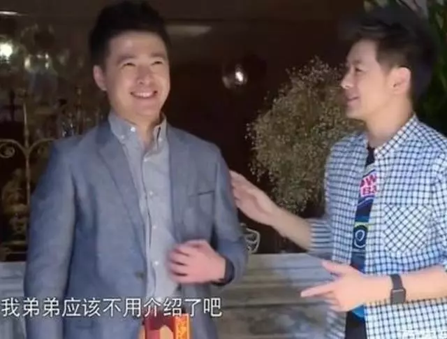 林志穎弟弟大婚,豪華跑車並排助陣,兄妹五人林志穎基因最好!