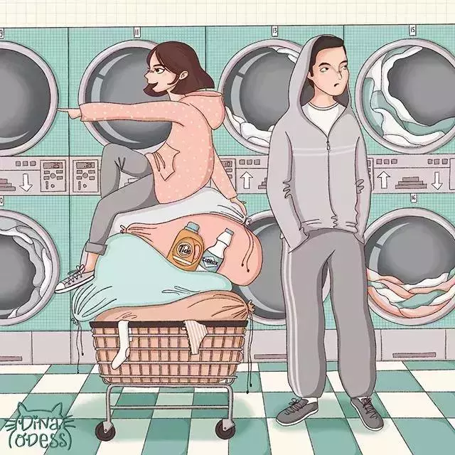 她曝光情侶私密照,引來百萬人圍觀:誰不是一邊嫌棄著又一邊愛著
