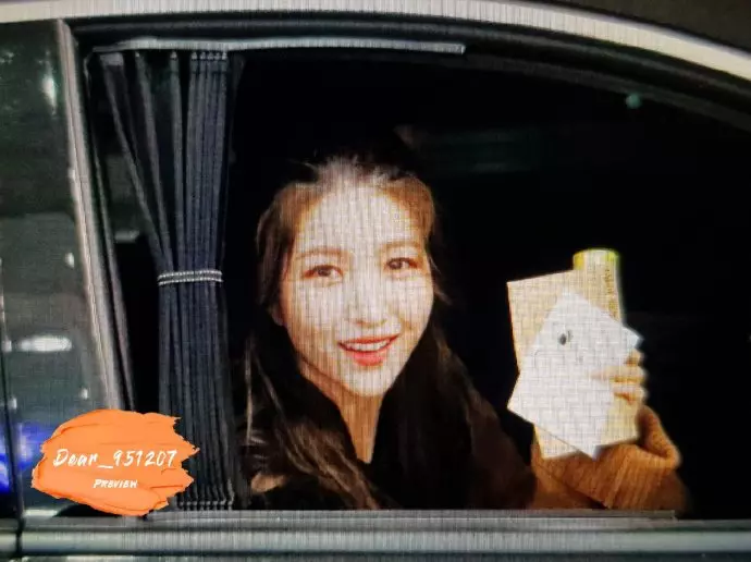 [GFRIEND][分享]190325 所願-銀河深夜秘密返韓粉絲始料不及驚訝不已
