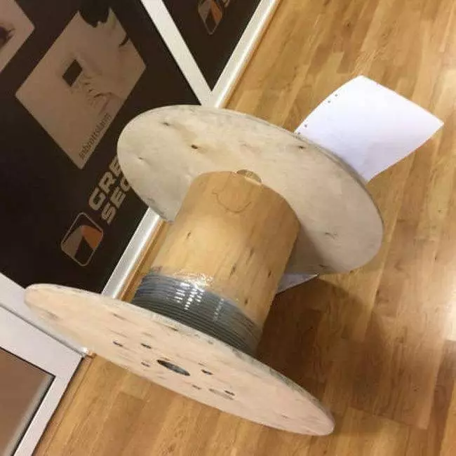 25張證明「宇宙早已寫好了我們的人生劇本」驚奇照 公園付費椅子真的太狂啦!