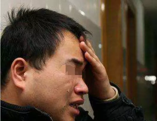 兒子出世,俺嫌吵躲到酒店,等老婆出了月子才回家,回到家俺蒙了