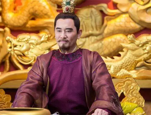 六大生肖天生皇帝命,早晚要出人頭地,富甲一方