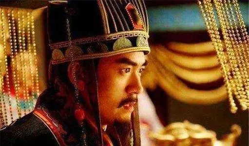 六大生肖天生皇帝命,早晚要出人頭地,富甲一方