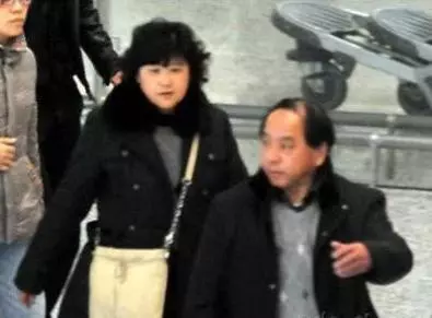 趙麗穎豪門公公曝光,家庭差距太明顯,網友:當馮家媳婦不容易!