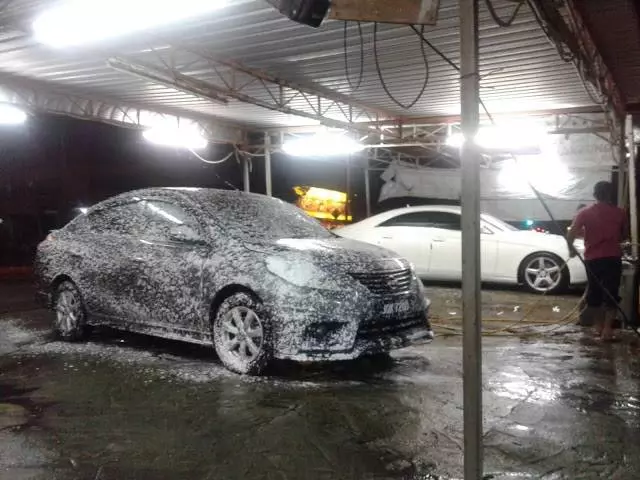 教你「這10招技巧」！把你的舊車瞬間變新車！不用花錢去做汽車美容啦！