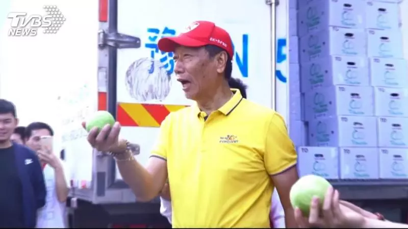 霸氣總裁早晚問候 郭台銘新開LINE帳號