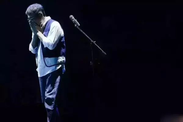 李宗盛唱哭自己:15年了,我以為你會等我.... 這麼多年,能讓李宗盛哭的女人仍然是她!