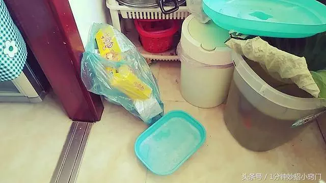 白糖和香皂放在一起太實用,解決了家家戶戶的問題,看完趕緊試試