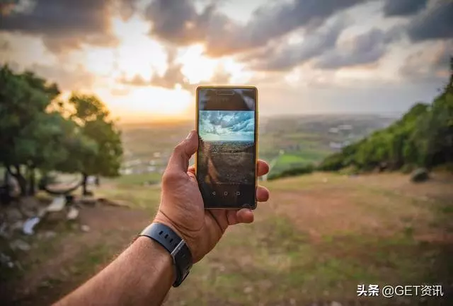 美國為什麼擔心中國超越自己?智慧型手機創新的差距就是一大原因