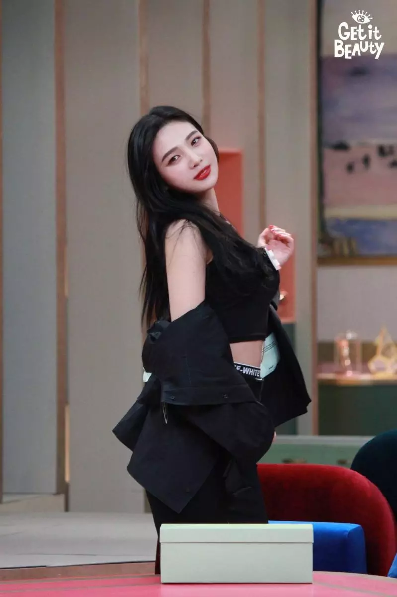 [Red Velvet][分享]190326 性感小九在線撩人！Cute&Sexy就是Joy的雙重魅力啊！