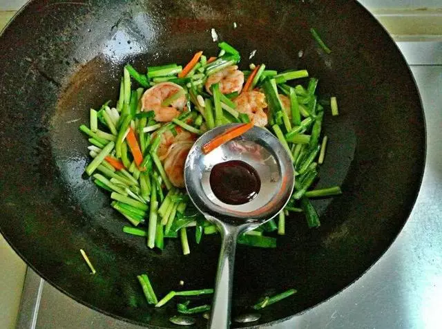 「蚝油」做菜時,酒店大廚提醒:謹記「3不要」!