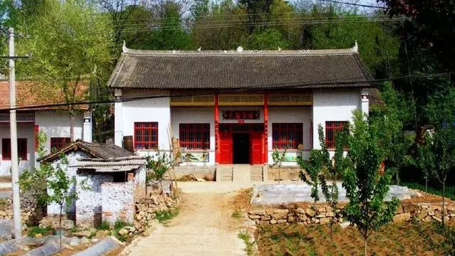 農村「長舌婦」的一次碎嘴,竟引發一起血案,她卻沒受到一點譴責