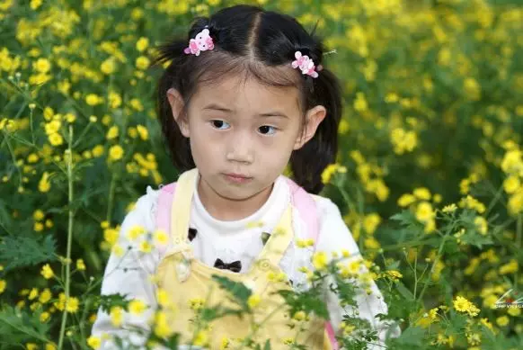 女兒幼時走失,夫妻領養一個兒子,十年後兒子帶女友回家蒙了