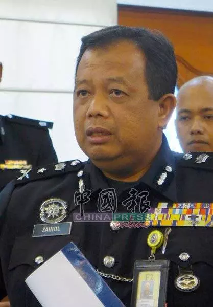 每人只需50 30人包廂 吸毒喝酒