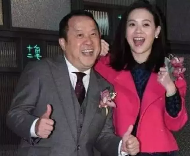 曾志偉女兒45歲還未出嫁,私照曝光後,網友:換我也不要