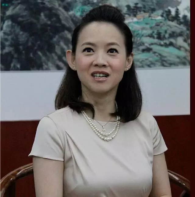 曾志偉女兒45歲還未出嫁,私照曝光後,網友:換我也不要