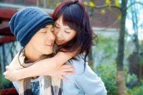 女人會撒嬌,男人才會愛,女人一定要懂!