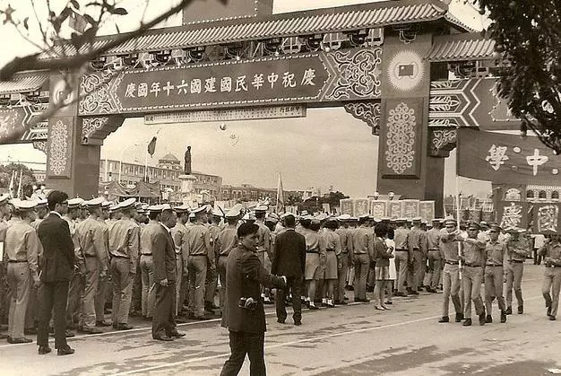 鏡頭下!一名日本人拍攝的1979年臺灣:陌生又熟悉,圖8的新娘太美不敢看!