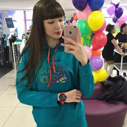 唏噓!昔日世界女排第一美少女身材暴漲一圈,看到最後一張圖,網崩潰:你誰
