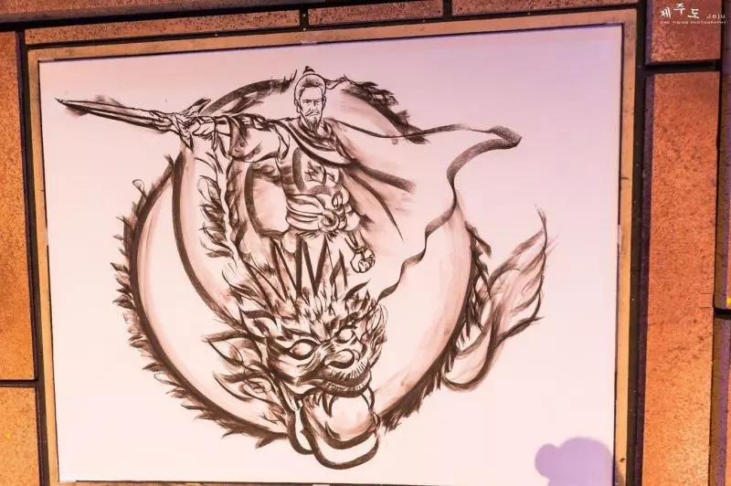 只有在韓國能看到的HERO塗鴉秀,告訴你什麼叫集顏值與才華於一身