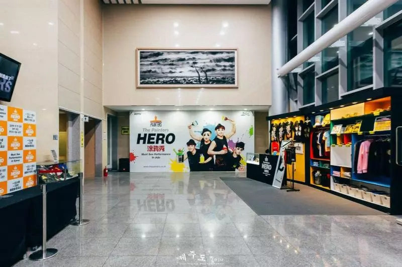 只有在韓國能看到的HERO塗鴉秀,告訴你什麼叫集顏值與才華於一身
