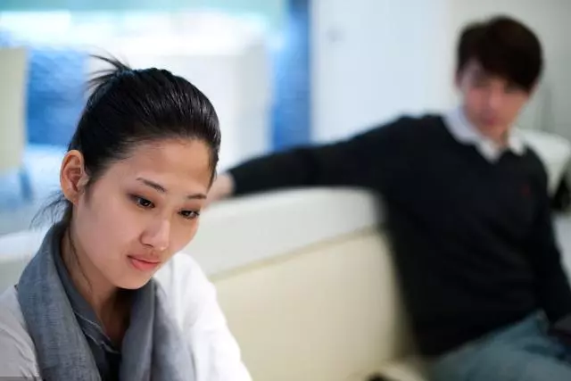 離婚吧,這日子沒有辦法過了,你弟都快成咱兒子了!