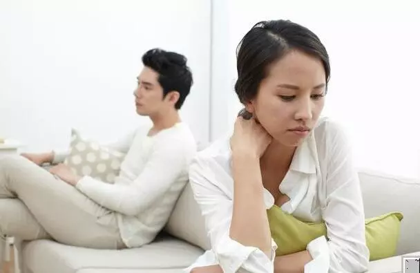 小舅子結婚我準備五千紅包,婚禮前一天收到一條簡訊,我離婚了