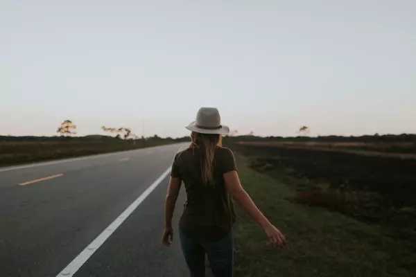 學會「隨緣」,人生最曼妙的風景,是內心的淡定與從容。