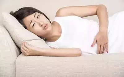 他莫名「牙痛」最後竟一睡送命!如果牙齒出現「詭異痛感」立即就醫!這是四種惡病來襲徵兆!
