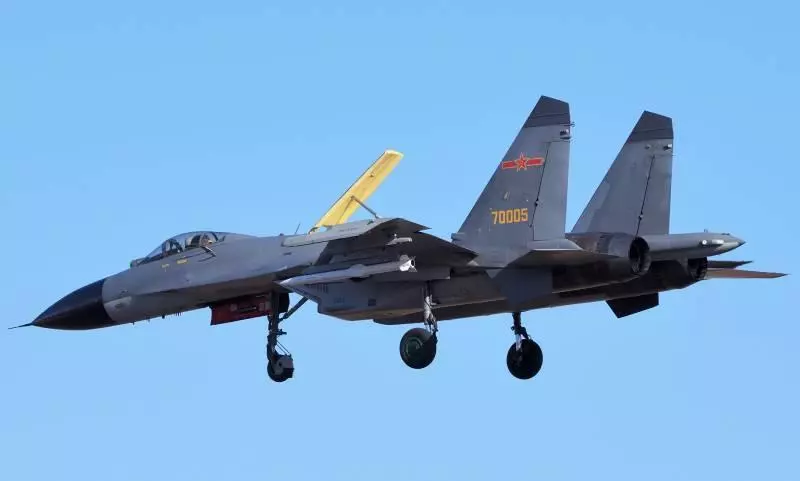 央視:中國先進戰機掛載一新式武器,該武器美軍不止一次承認忌憚