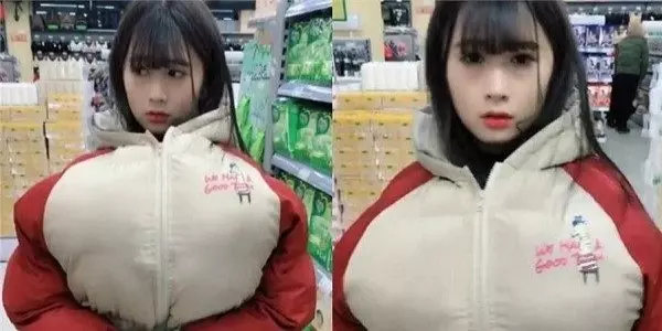 小美女早上去逛超市,在超市偷東西被警衛發現,打開衣服後警衛頓時臉紅了!