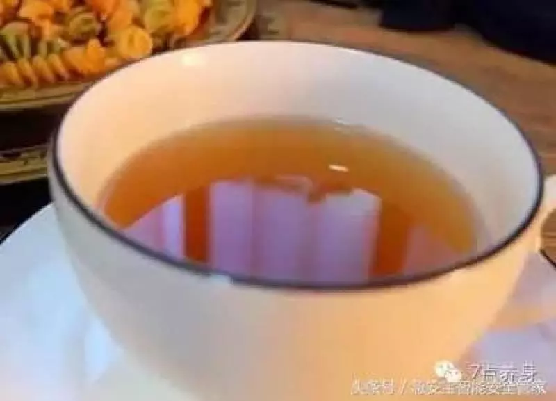 高血壓是慢性病,一旦患上就需要終身服藥!! 幫你附上「年齡和血壓」對照表,有必要了解...