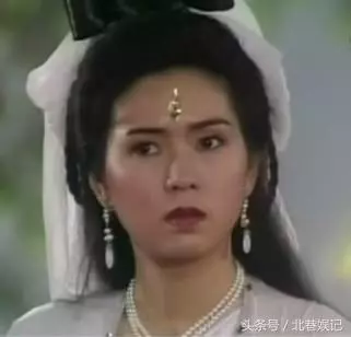 又一位明星去世!享年46歲!21歲出道,憑一角爆紅港臺,卻因意外導致右耳失聰,遭遇...去世!