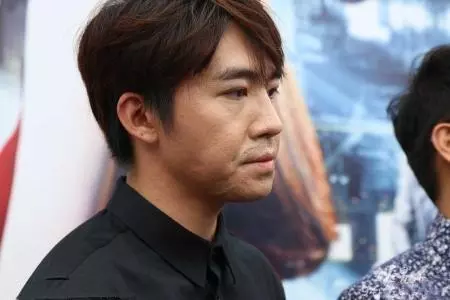 顏值回歸了!當年與Selina一起被燒傷,8年後俞灝明"燒傷臉"近照曝光!網民:依然帥氣!